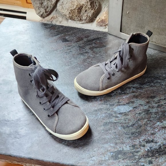 Cat & Jack Gray Canvas High-Top Sneakers Size 3 - Picture 3 of 16